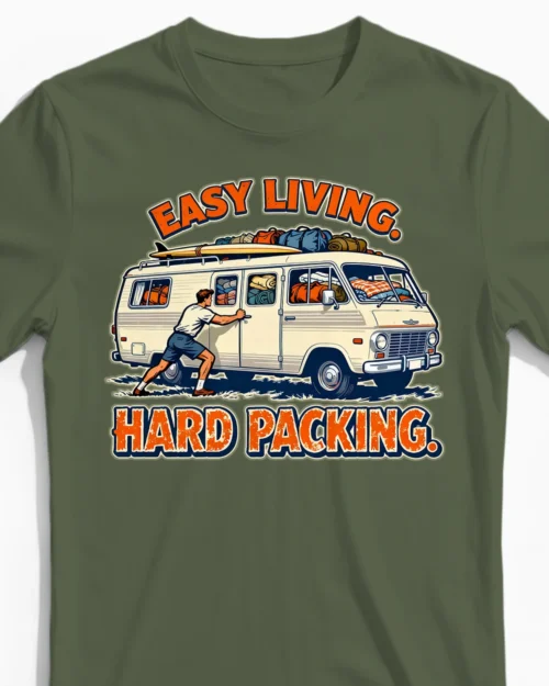 Easy Living. Hard Packing. | Retro Camper-Herrenshirt olive Close-Up