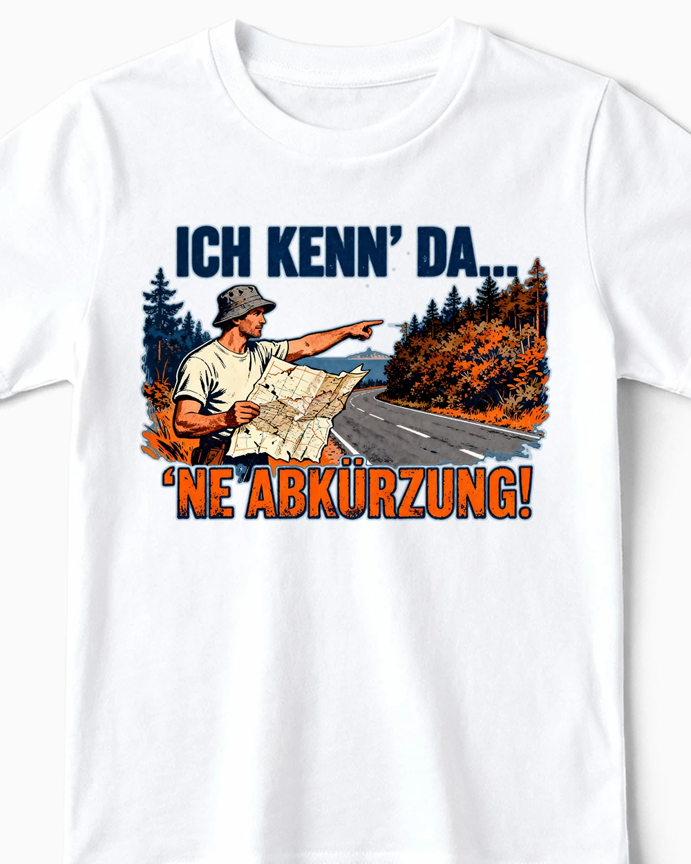 ich-kenn-da-ne-abkuerzung-outdoor-kindershirt-weiss-cu Ich kenn' da 'ne Abkürzung | Lustiges Wandern & Outdoor T-Shirt für Kinder & kleine Entdecker weiss Close-Up