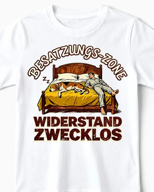 Besatzungszone | Das freche Hunde-Kindershirt für geduldige Hundefreunde weiss Close-Up