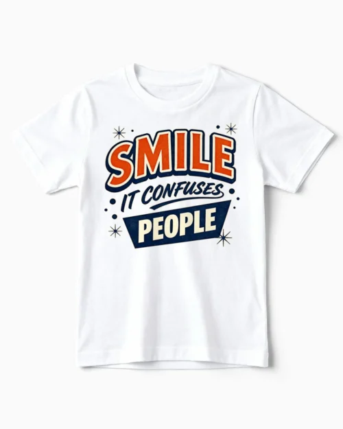 Smile - It confuses people | Lustiges Sarkasmus & Spruch T-Shirt für Kinder und kleine Frechdachse weiss